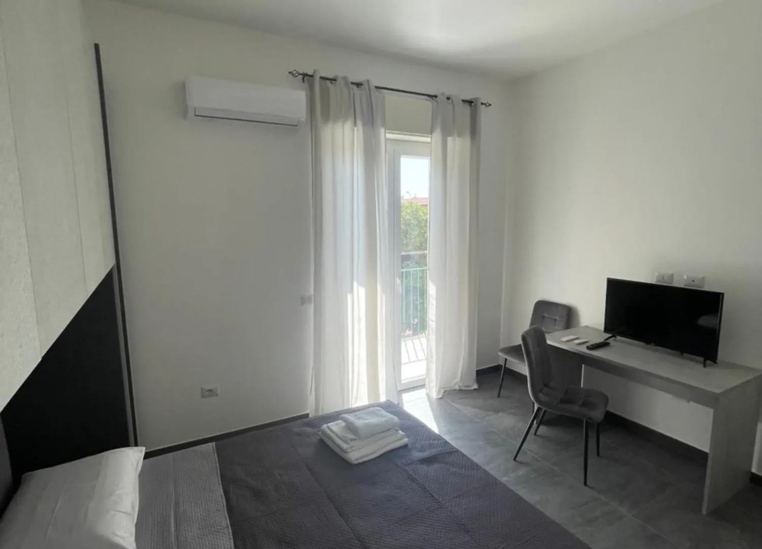 Leos Rooms Caltanissetta Guest house